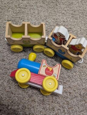 Melissa & Doug Winnie the Pooh Wooden Train Set